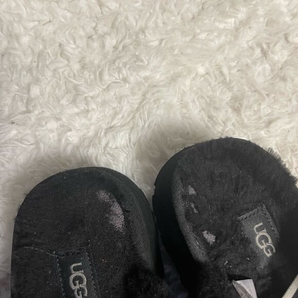 UGG Disco platform Cross Genuine Shearling Fuzzy Black Slide Sandals SZ10 . - Picture 9 of 16